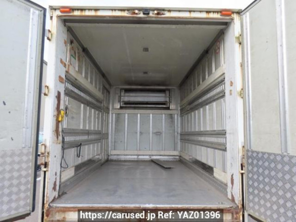Used 2004 MT mitsubishi canter FE70CB Image[6]