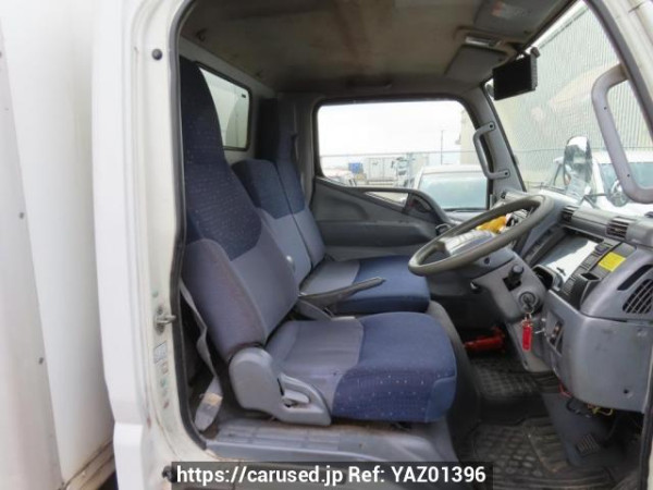 Used 2004 MT mitsubishi canter FE70CB Image[11]