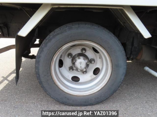 Used 2004 MT mitsubishi canter FE70CB Image[24]