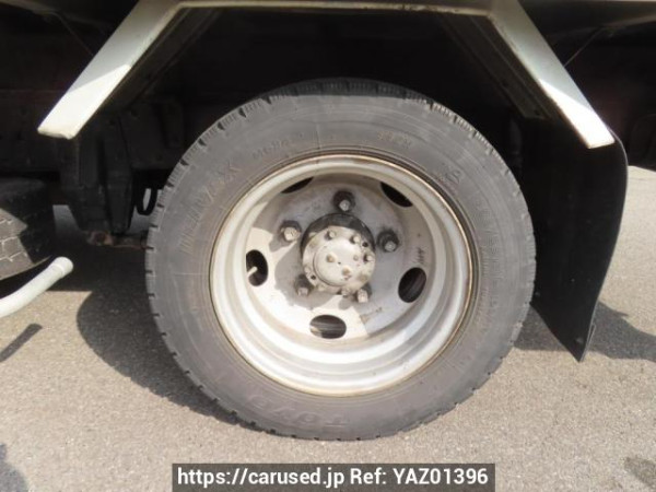 Used 2004 MT mitsubishi canter FE70CB Image[25]