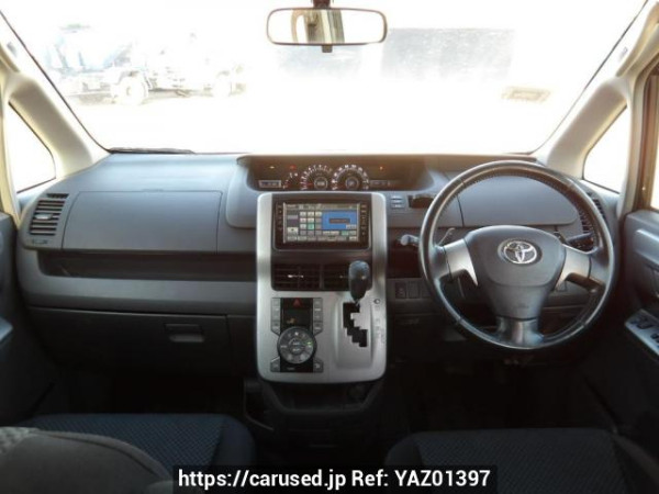 Used 2008 AT toyota noah ZRR70W Image[18]
