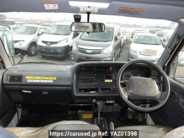 Used 2001 AT toyota hiace-van RZH112V Image[18]