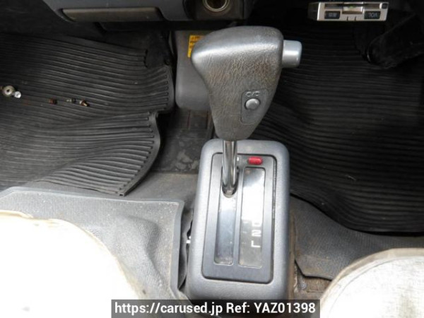 Used 2001 AT toyota hiace-van RZH112V Image[26]