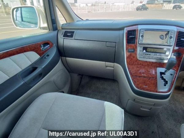 Used 2004 AT toyota alphard ANH10W Image[19]