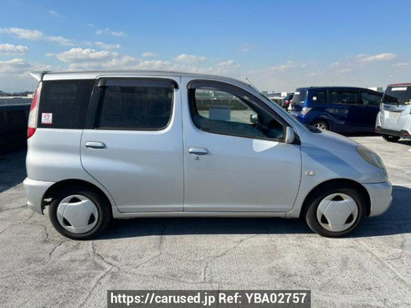 Used 2001 AT toyota fun-cargo NCP20 Image[7]