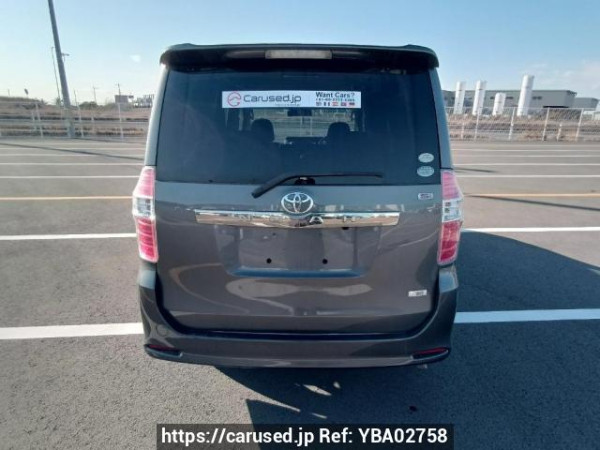 Used 2009 AT toyota noah ZRR70W Image[5]