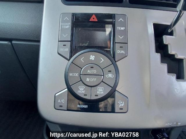 Used 2009 AT toyota noah ZRR70W Image[24]