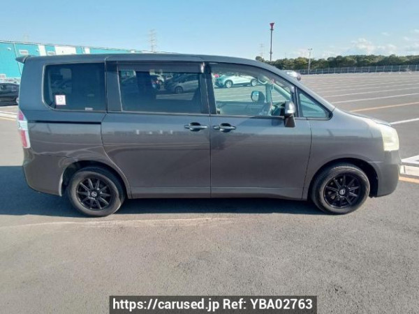 Used 2008 AT toyota noah ZRR70G Image[7]