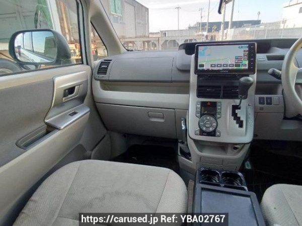 Used 2008 AT toyota noah ZRR70W Image[19]