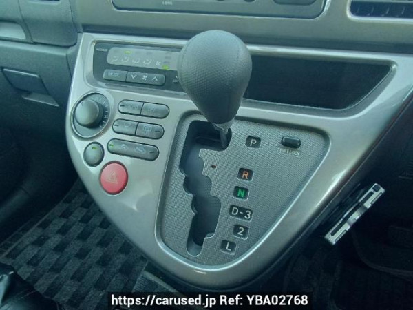 Used 2003 AT toyota wish ZNE10G Image[26]