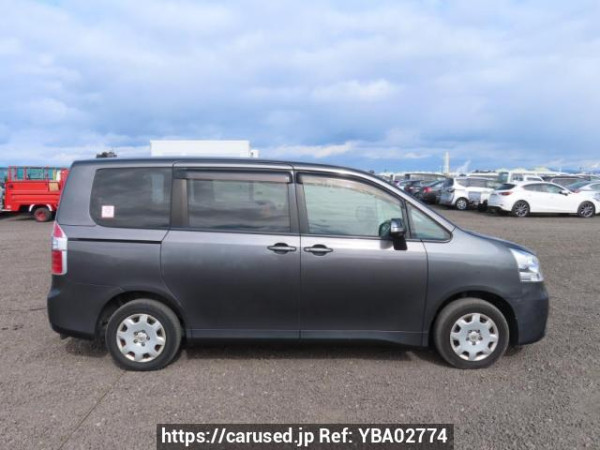 Used 2009 AT toyota noah ZRR70G Image[7]