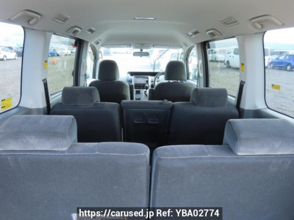 Used 2009 AT toyota noah ZRR70G Image[9]
