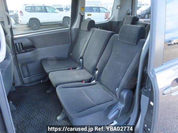 Used 2009 AT toyota noah ZRR70G Image[21]