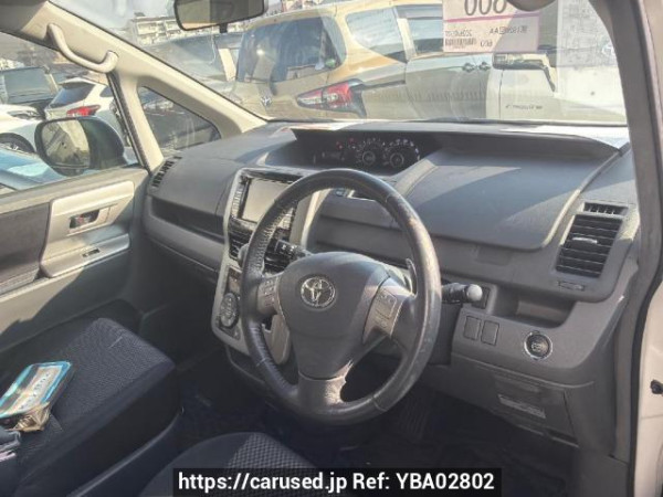 Used 2008 AT toyota noah ZRR70W Image[16]