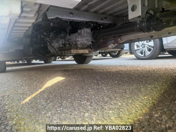 Used 2001 AT toyota hiace-commuter RZH125B Image[29]