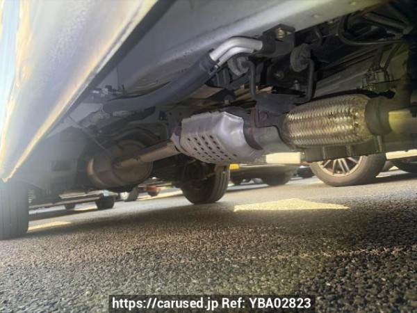 Used 2001 AT toyota hiace-commuter RZH125B Image[32]