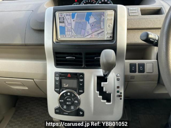 Used 2010 AT toyota noah ZRR70G Image[21]