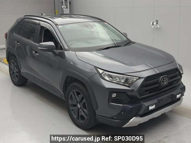 Buy Used 2022 Toyota RAV4 MXAA54 (SP030D95) - Carused.jp