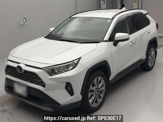 Buy Used 2023 Toyota RAV4 MXAA54 (SP030E17) - Carused.jp