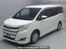 Toyota Noah ZRR80G