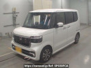 Honda N-BOX CUSTOM JF5