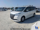 Toyota Noah ZRR80G