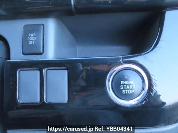 Used 2008 AT toyota voxy ZRR70W Image[35]