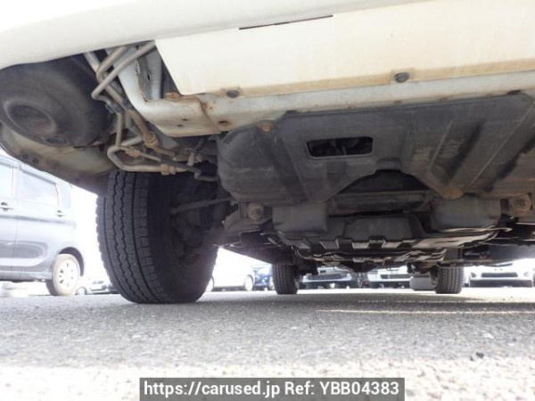 Used 2005 AT toyota hiace-van KDH205K Image[26]