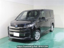 Toyota Noah ZWR95W