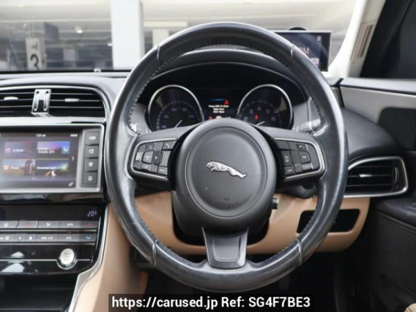 Used 2016 AT jaguar xe null Image[5]