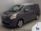 Toyota Noah ZRR70G