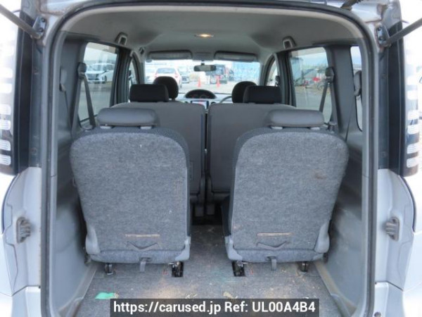 Used 2005 AT toyota sienta NCP81G Image[9]