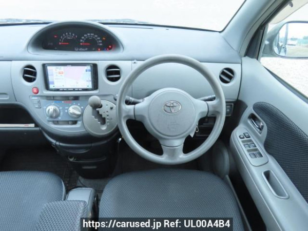Used 2005 AT toyota sienta NCP81G Image[26]