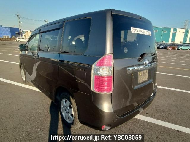Buy Used 2009 Toyota Noah ZRR70G (YBC03059) - Carused.jp