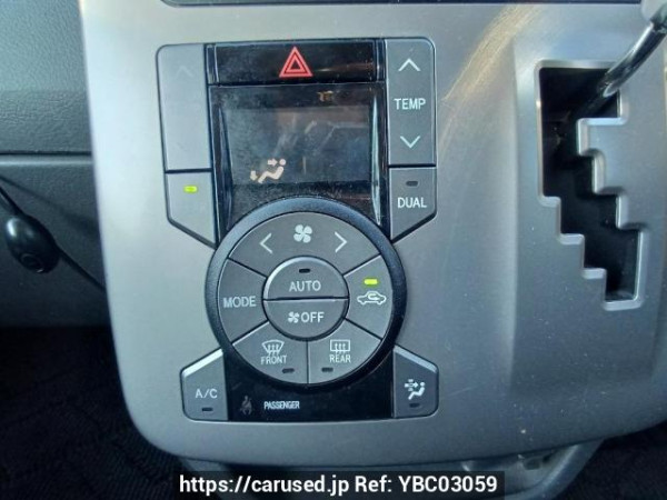 Used 2009 AT toyota noah ZRR70G Image[25]