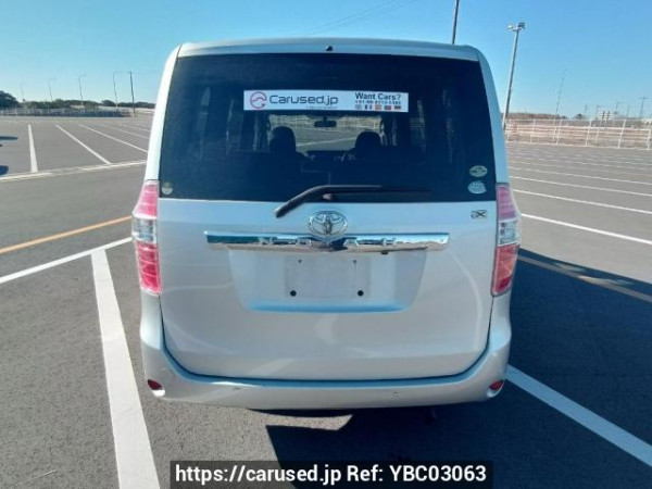 Used 2009 AT toyota noah ZRR75W Image[5]