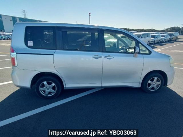 Used 2009 AT toyota noah ZRR75W Image[7]