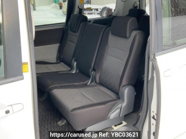 Used 2009 AT toyota noah ZRR75W Image[15]