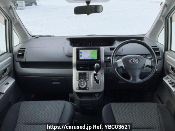 Used 2009 AT toyota noah ZRR75W Image[17]