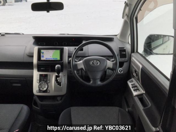 Used 2009 AT toyota noah ZRR75W Image[19]