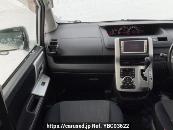 Used 2010 AT toyota noah ZRR75W Image[18]