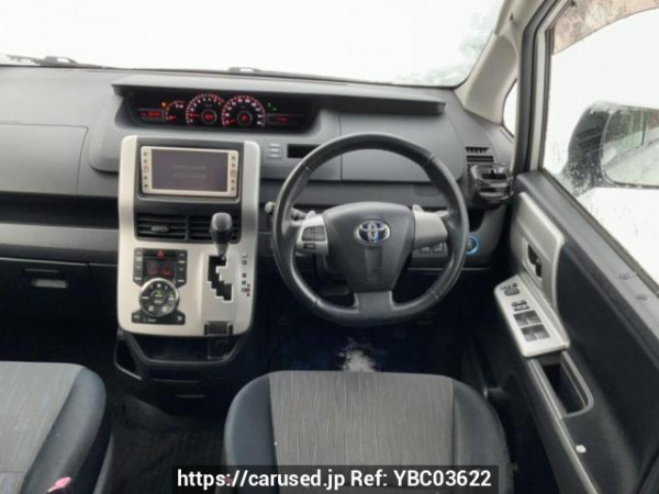 Used 2010 AT toyota noah ZRR75W Image[19]