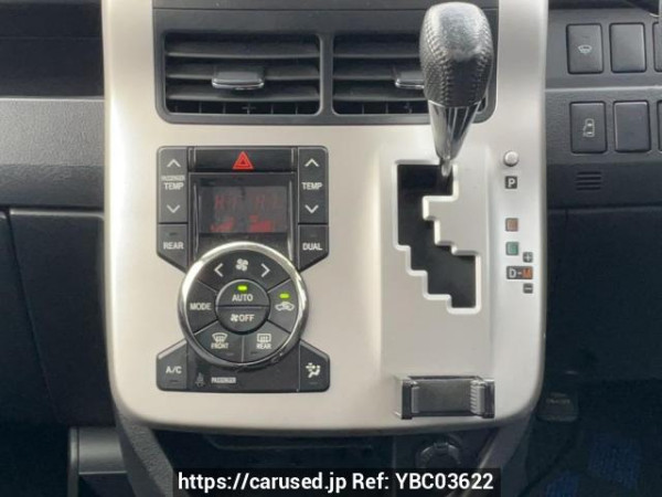 Used 2010 AT toyota noah ZRR75W Image[23]