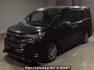 Toyota Noah ZWR80W