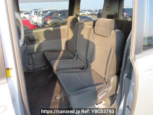 Used 2008 AT toyota noah ZRR70G Image[21]