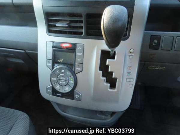 Used 2008 AT toyota noah ZRR70G Image[31]