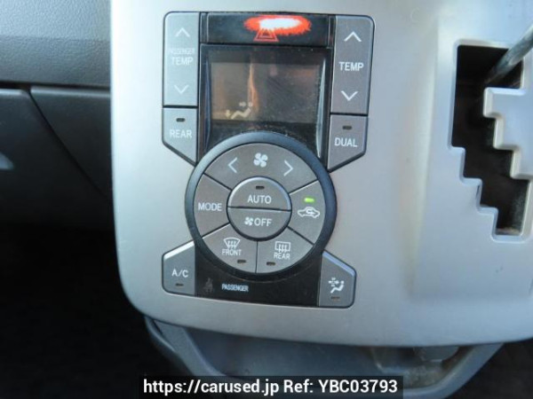 Used 2008 AT toyota noah ZRR70G Image[32]