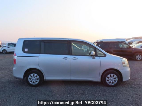 Used 2008 AT toyota noah ZRR70G Image[7]