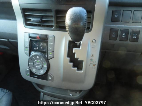 Used 2010 AT toyota noah ZRR75W Image[28]