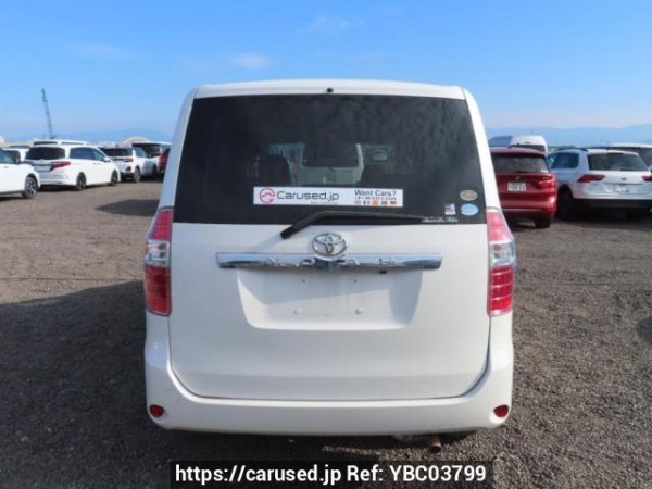Used 2008 AT toyota noah ZRR75G Image[5]